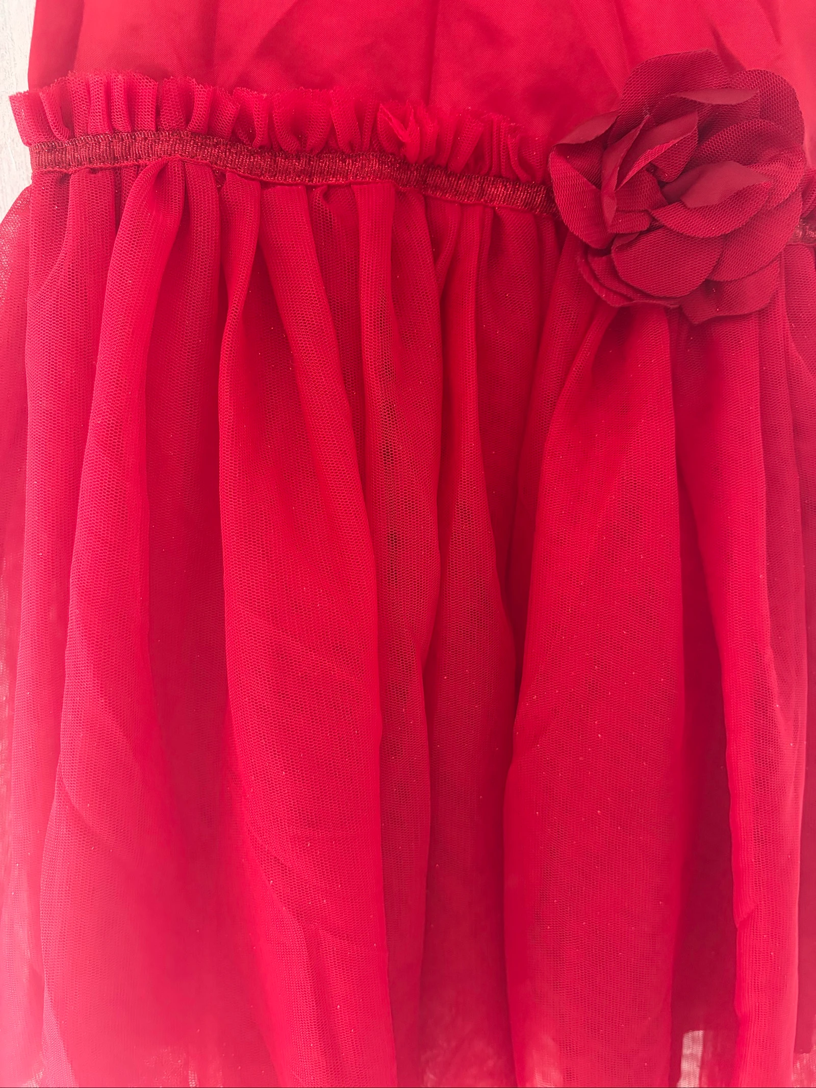 Vestido de festa/cerimônia para meninas vermelho de tule H&M 3-4 anos (104 cm) - Muito bom estado – photo 2